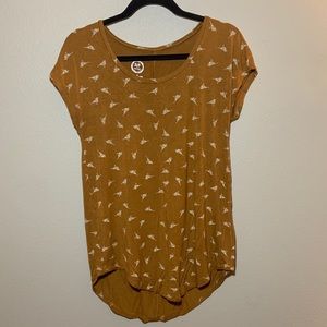 Deep yellow short sleeve with bird design